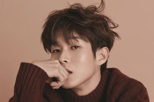 Il est rapporté que Choi Woo Shik pourrait jouer dans le nouveau film A24 d'un producteur hollywoodien et vainqueur d'EGOT Scott Rudin