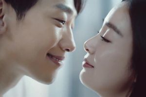 Kim Tae Hee et Rain sont doux et affectueux dans leur première publicité en couple