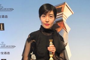 Shim Eun Kyung devient la première personne coréenne à remporter le prix de la meilleure actrice au Japan Academy Film Prize