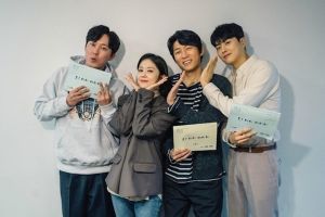 Jang Nara, Go Joon, Park Byung Eun et Jung Gun Joo effectuent une lecture de scénario pour leur prochain drame romantique