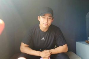 Taecyeon de 14 heures partage une déclaration personnelle de ses récentes nouvelles de rencontres