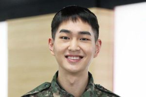 SHINee's Onew sera libéré directement de sa licence finale en raison du protocole COVID-19 du service militaire