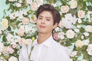 Park Bo Gum reçoit les remerciements de l'orphelinat où il s'est porté volontaire pendant 7 ans