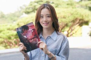 Moon Chae Won décrit son expérience en enregistrant «Flower Of Evil», en travaillant avec Lee Joon Gi, etc.