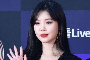 (G) Soojin d'I-DLE ne participera pas à «2020 SUPER ON: TACT» en raison d'une blessure à la cheville