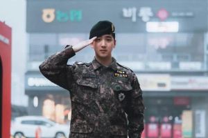 Baro de B1A4 annonce sa libération militaire