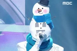 Le chanteur principal du groupe Rising Boy s'interroge sur sa voix sur «The King Of Mask Singer»