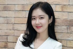 Jang Nara fait l'éloge de la co-vedette de "Vendez votre maison hantée", Jung Yong Hwa, revient sur son 20e anniversaire et plus encore