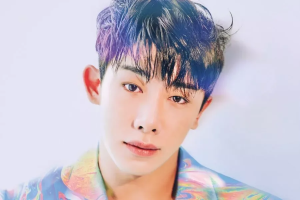 Wonho dévoile son bâton lumineux officiel