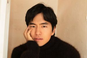 Lee Jin Wook en pourparlers pour jouer dans un nouveau drame romantique