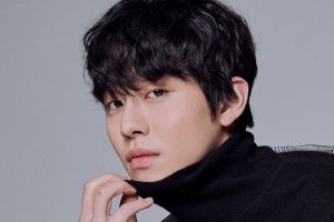 Interview exclusive : Ahn Hyo Seop partage ses préférences musicales, les histoires de tournage de "Lovers Of The Red Sky", et plus encore