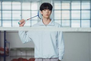 Chae Jong Hyeop est un athlète de badminton qui n'a pas beaucoup de passion pour le sport dans un nouveau drame